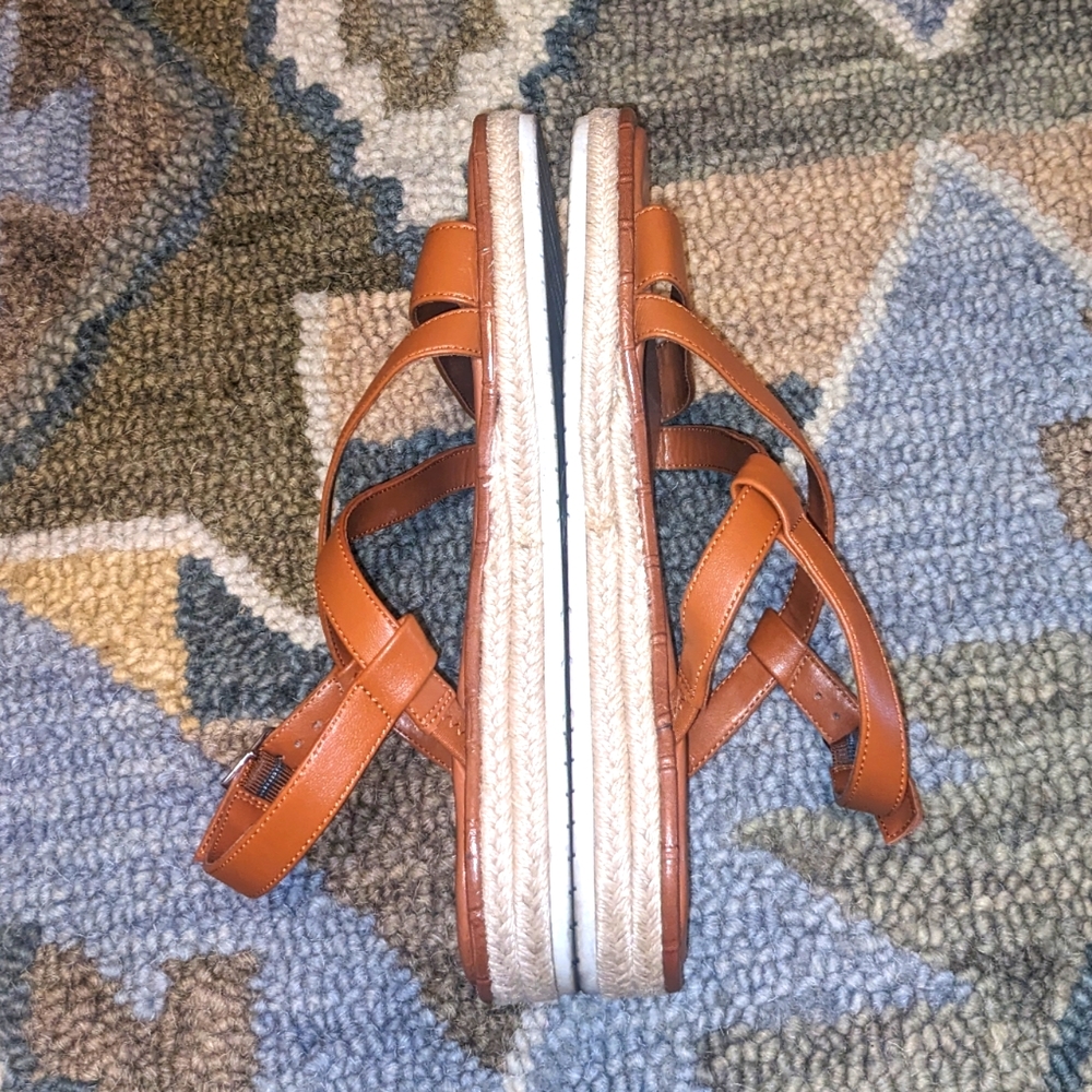 🦋BOGO Calvin Klein Tamalle Sandals - Picture 4 of 7